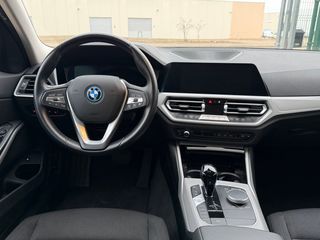 BMW Serie 3 330e HIBRIDO ENCHUFABLE