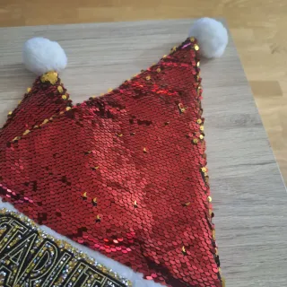 Gorros Starlite lentejuelas rojas y doradas