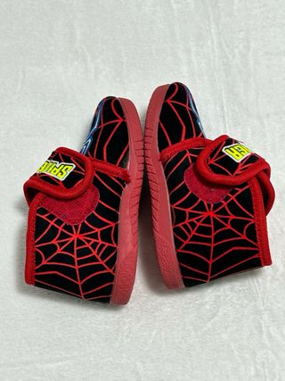 Zapatillas casa Spiderman niño Talla 25