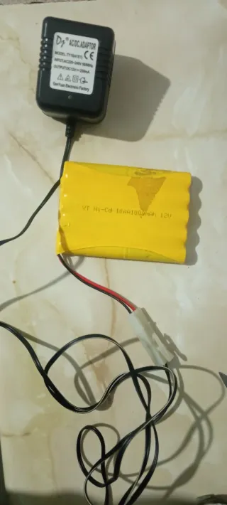 Cargador Batería Ni-Cd 12V RC