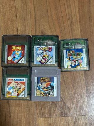 Nintendo Game Boy Color Morado con 5 juegos .