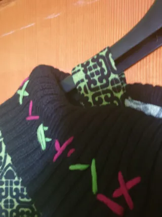 Maglia fantasia girocollo