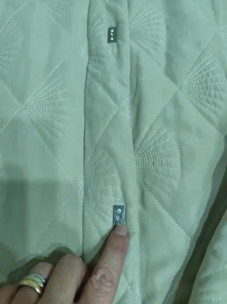 Cappotto donna beige con cappuccio