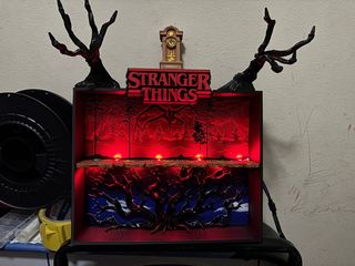 Pedido Alejandro Expositor Stranger