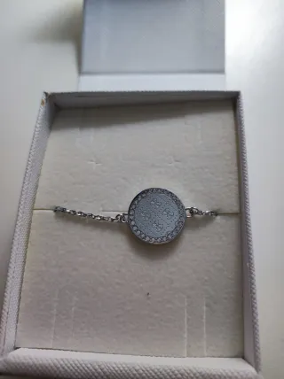 Pulsera Guess Dorada y Blanca