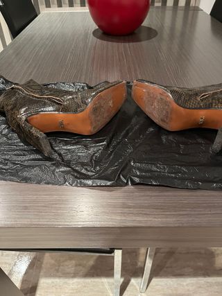 Botines Zara efecto piel serpiente Talla 35