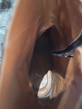 Botines Zara efecto piel serpiente Talla 35