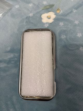 Funda iPhone 16 Pro Max Plata