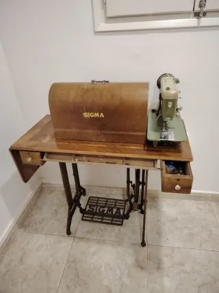 Máquina de coser Sigma y Alfa