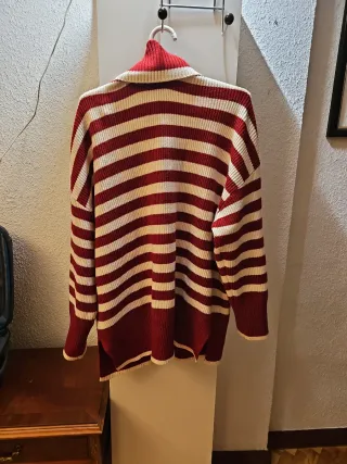 Jersey Mango Rayas Cuello Alto Rojo y Blanco