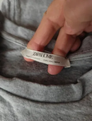 Conjunto Zara Home camiseta y mallas gris L