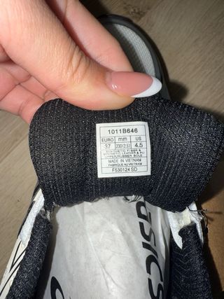 Asics Gel Flux Blancas y Plateadas Nuevas