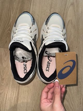 Asics Gel Flux Blancas y Plateadas Nuevas