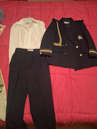 Traje de Primera Comunión Azul y Dorado