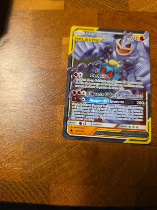 Marshadow y Machamp GX Carta Pokémon