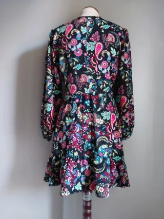 Vestido estampado floral talla M