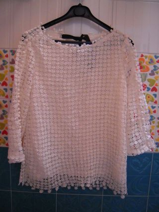 Camiseta Guipur Crudo Talla S/M