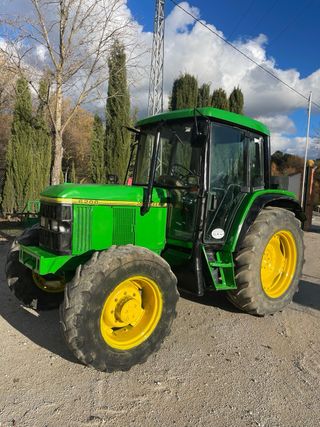 Tractor John Deere 6200