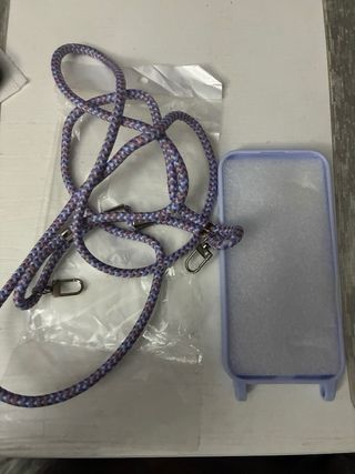 Funda iPhone 16 con cordón *nueva*