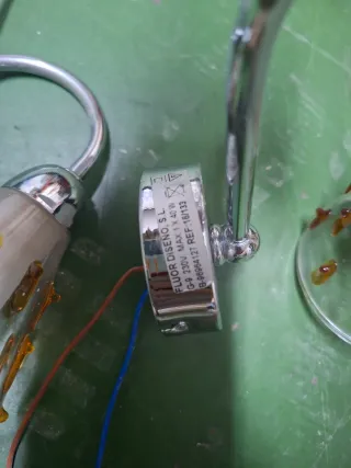 2 Lámparas de metal y cristal