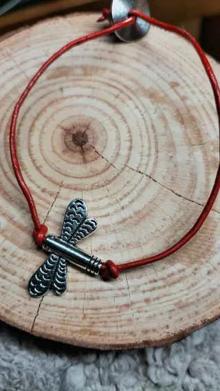 Pulsera cuero libélula plata