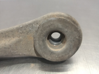 BRAZO SUSPENSION INFERIOR TRASERO DERECHO MERCEDE