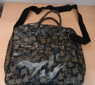 Maletín portátil estampado