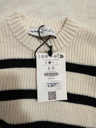 Jersey Bershka Rayas Blanco y Negro Talla S