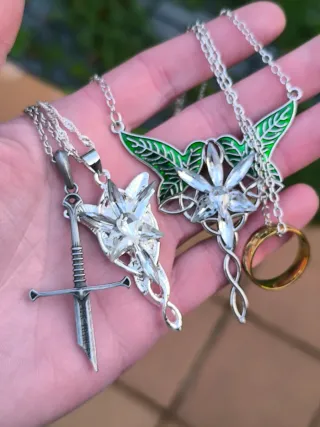 Gran lote de collares The lord of The rings