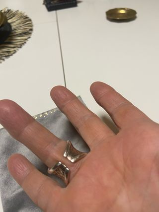 Sortija Plata 925 Trenzada Vistosa es ajustable