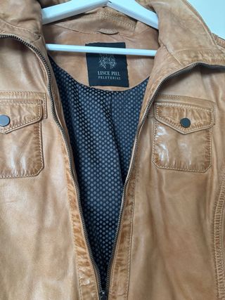 Cazadora de piel marrón mujer