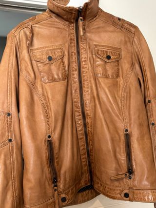 Cazadora de piel marrón mujer