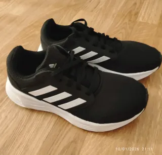 Zapatillas Adidas running Galaxy 6 mujer. Nuevas.