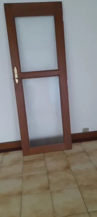Puerta madera 2.08 x 0.79 m
