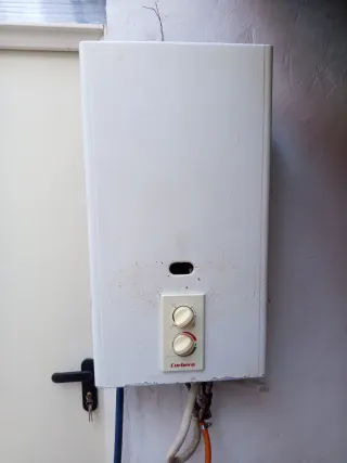 Calentador de gas natural Corbero