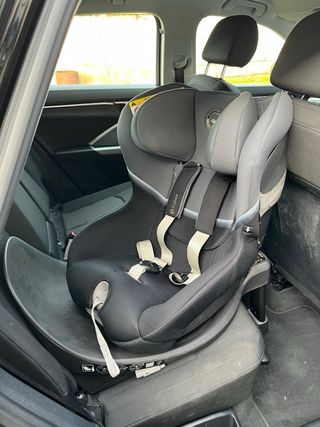 Silla de coche Cybex Sirona giratoria 360º.