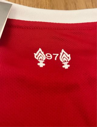 Camiseta Adidas Roja