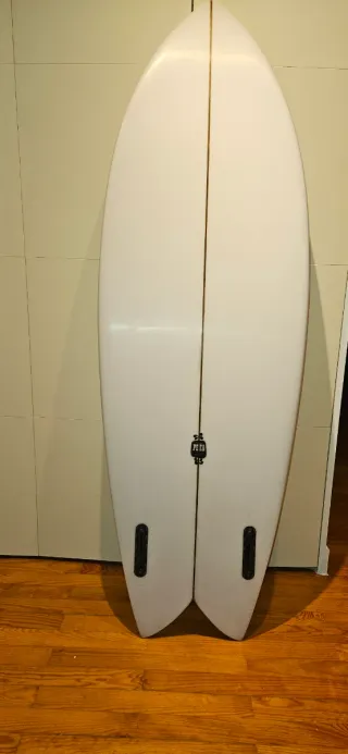 Tabla Surf Fish Twin Peta