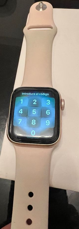 Apple Watch Rose Gold con correa rosa