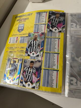 Álbum Adrenalyn FIFA 365 2026