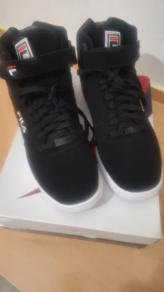 Zapatillas altas Fila hombre negras ante