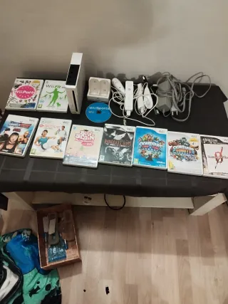 Consola Wii Negra + Accesorios y Juegos