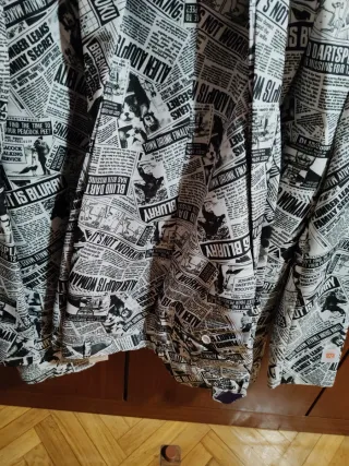 Traje Opposuits Talla M - Diseño Periódico