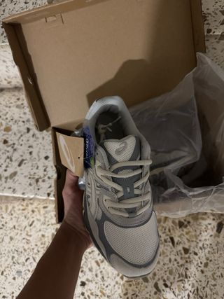 Asics NYC Gel Gris/Blanco