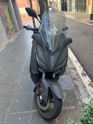 Yamaha X-MAX 300 Scooter Negra 2021
