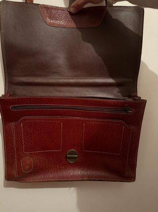 Maletín de piel marrón