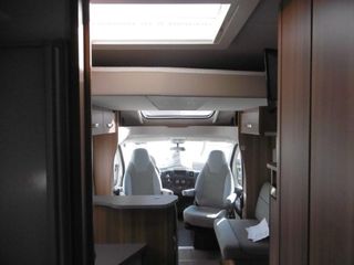 Autocaravana weinsberg carasuite 700 ME