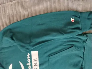 Felpa Champion bimbo verde 122cm