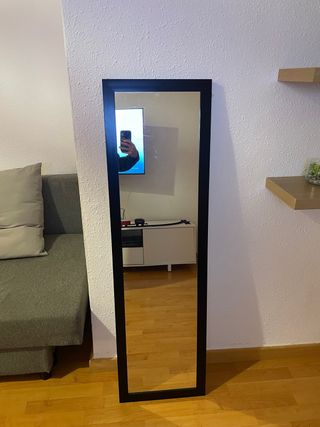 Espejo de dormitorio negro