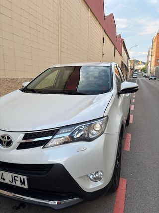 Toyota RAV4 2015